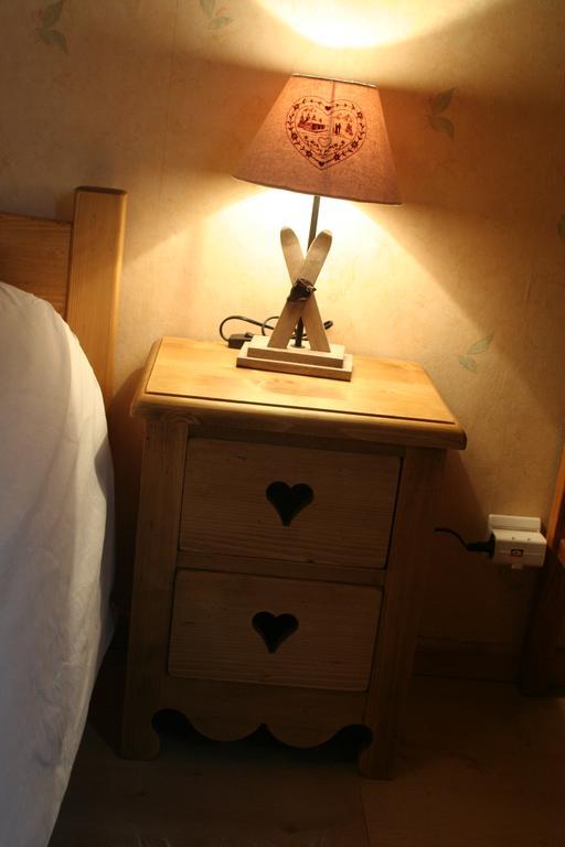 Chambre D'Hotes "Les Crets" Mercury ภายนอก รูปภาพ